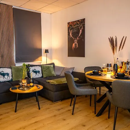 Living 3 - Modern & Zentral *